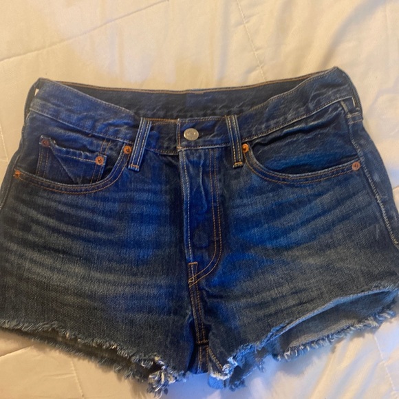 Levi Jean shorts - Picture 1 of 2